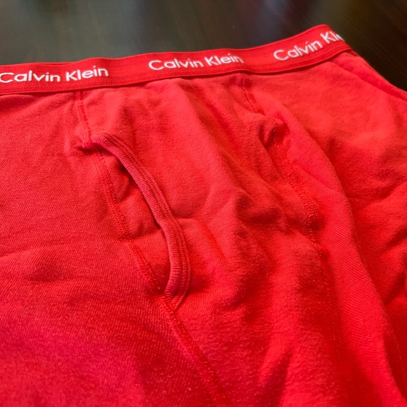 2 Calvin Klein boxer briefs - Picture 10 of 12